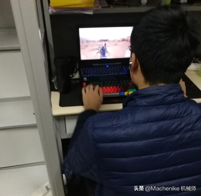 机械师笔记本电脑机友故事|“有幸遇见，恰好合拍”