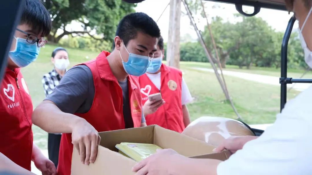 疫情大考彰显中国力量,疫情大考中坚定四个自信