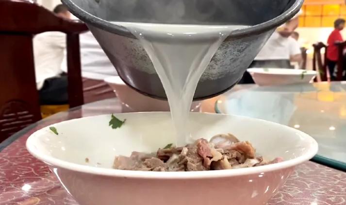 山东淄博大饭店美食都有哪些,山东春节的三种特色美食有哪些