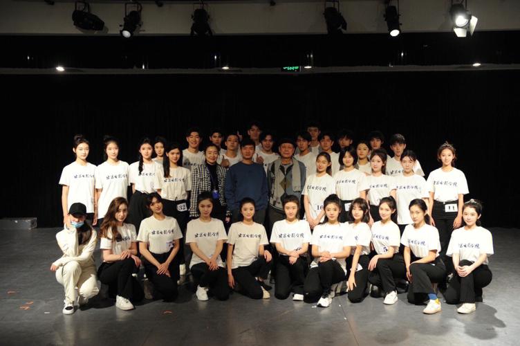 陈凯歌指导朱一龙,陈凯歌说朱一龙的脸有老电影感