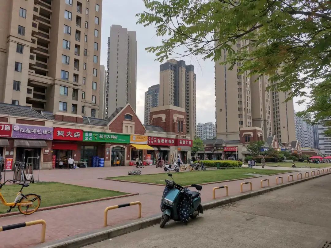 换掉物业最省事的办法,换掉物业之后小区变好了吗