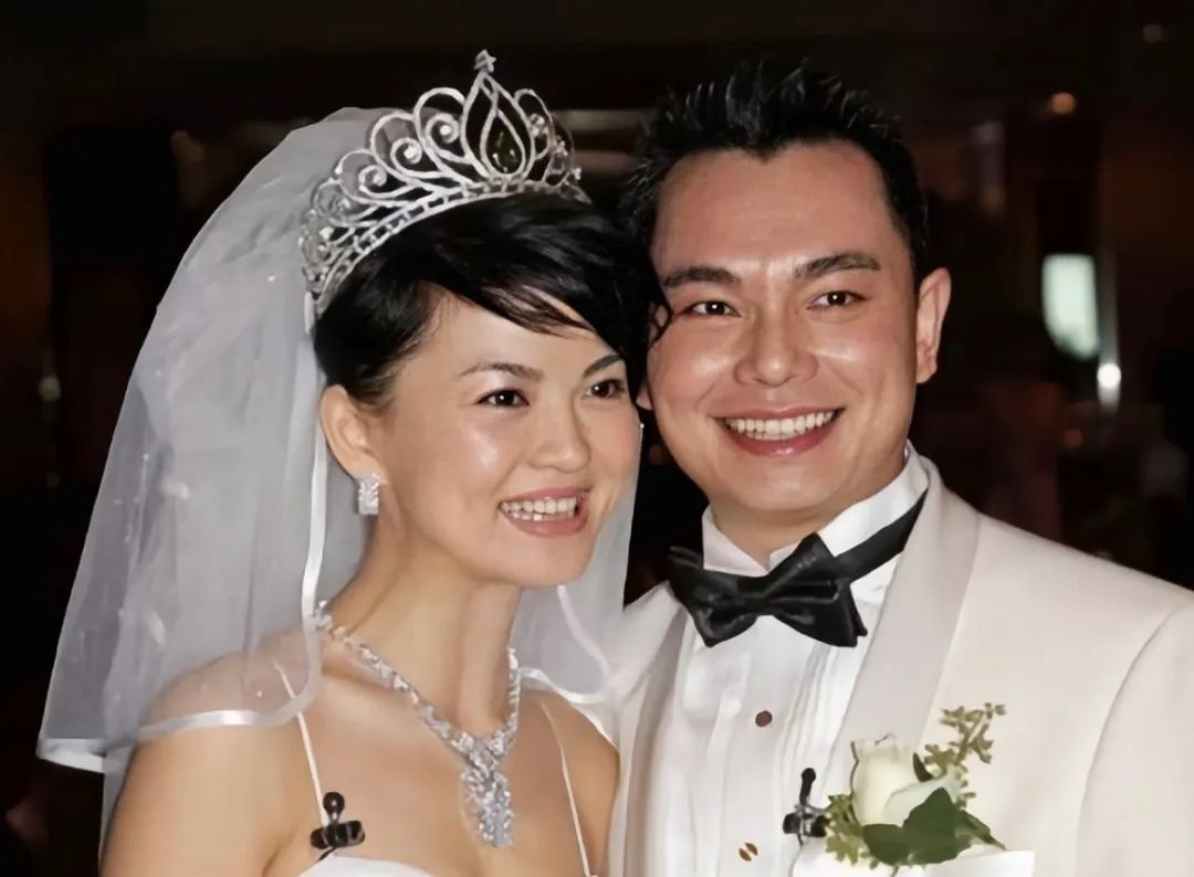 疯狂收割女星的富豪，突然栽了