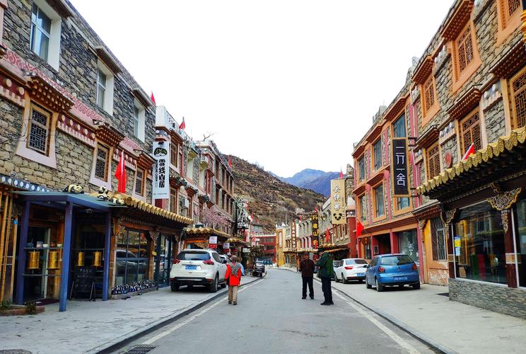 四姑娘山群峰,四姑娘山风景如画