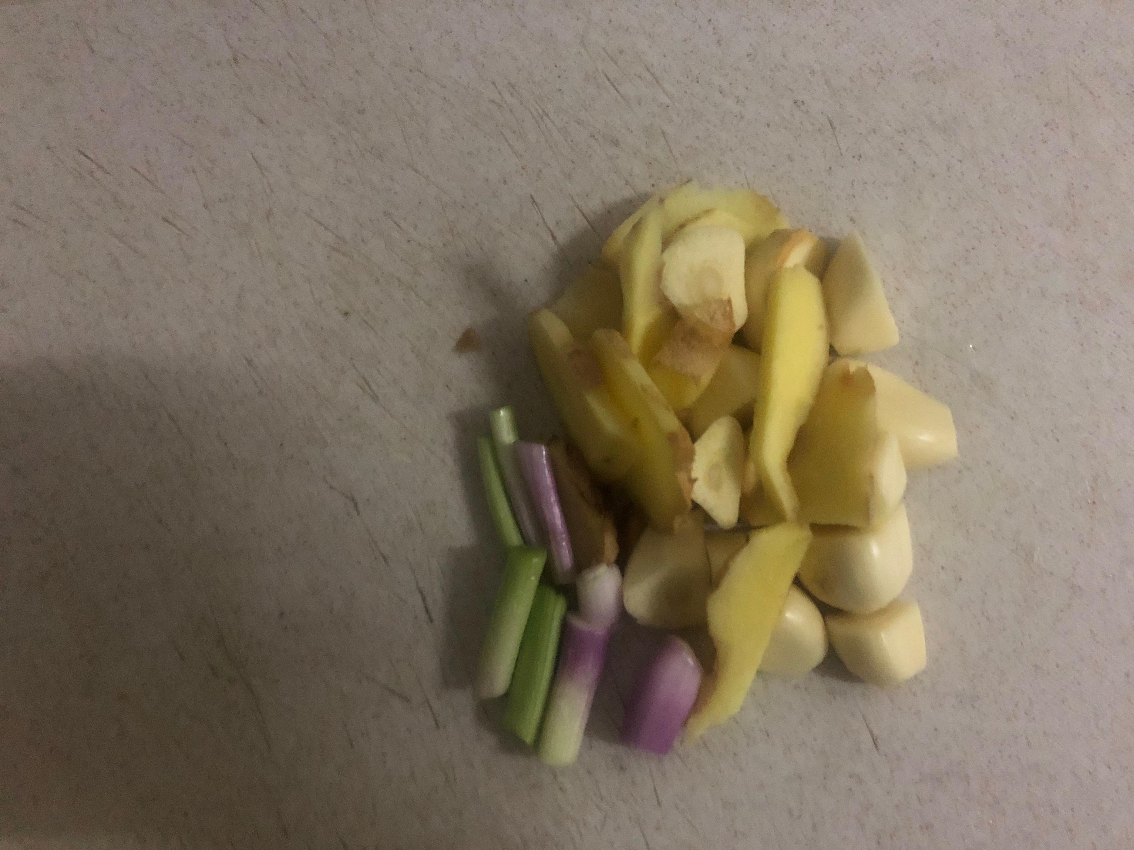 泥鳅烧黄瓜怎样做好吃又下饭,红烧泥鳅黄瓜最正宗的做法