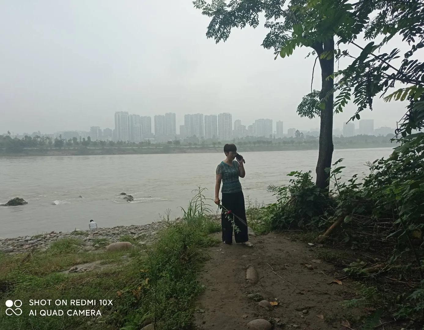 闷恋一一小说连载67学校支农盘河江畔麦收