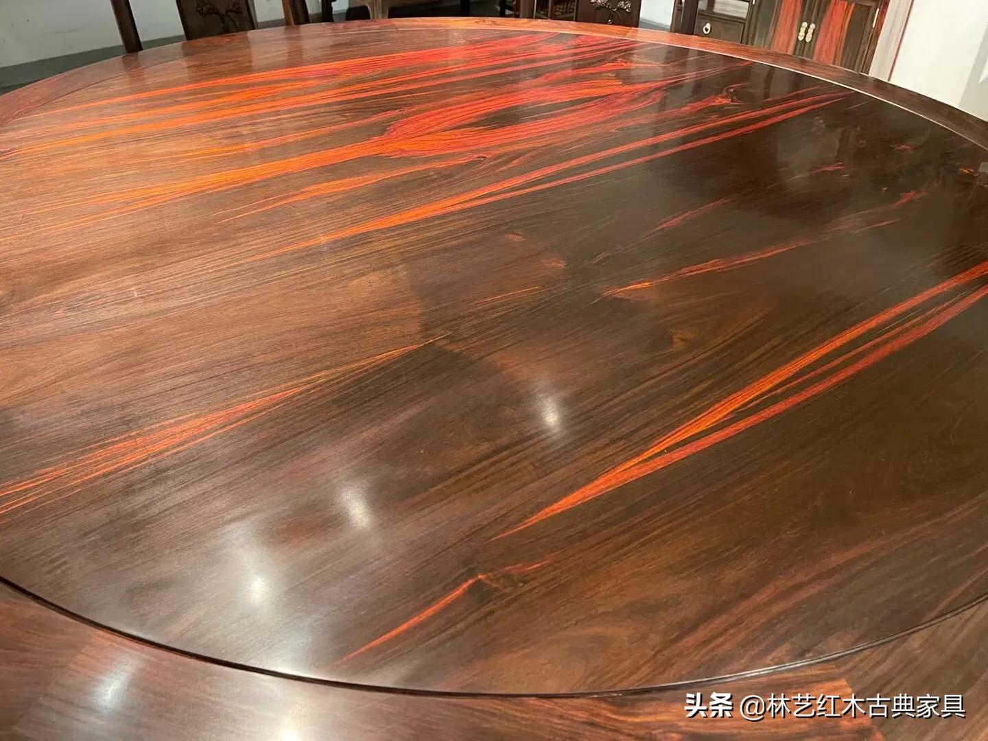 最漂亮的大红酸枝餐桌,大红酸枝方餐桌图片大全集