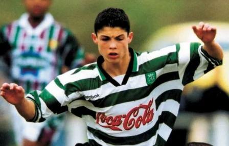 巨星足球时刻,足球巨星成长之路都要经历失败