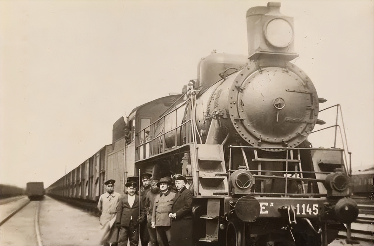 19涓栫邯鍒濊タ娆х殑宸ヤ笟鍙戝睍鎴愬氨,19涓栫邯娆ф床宸ヤ笟鍙戝睍濡備綍