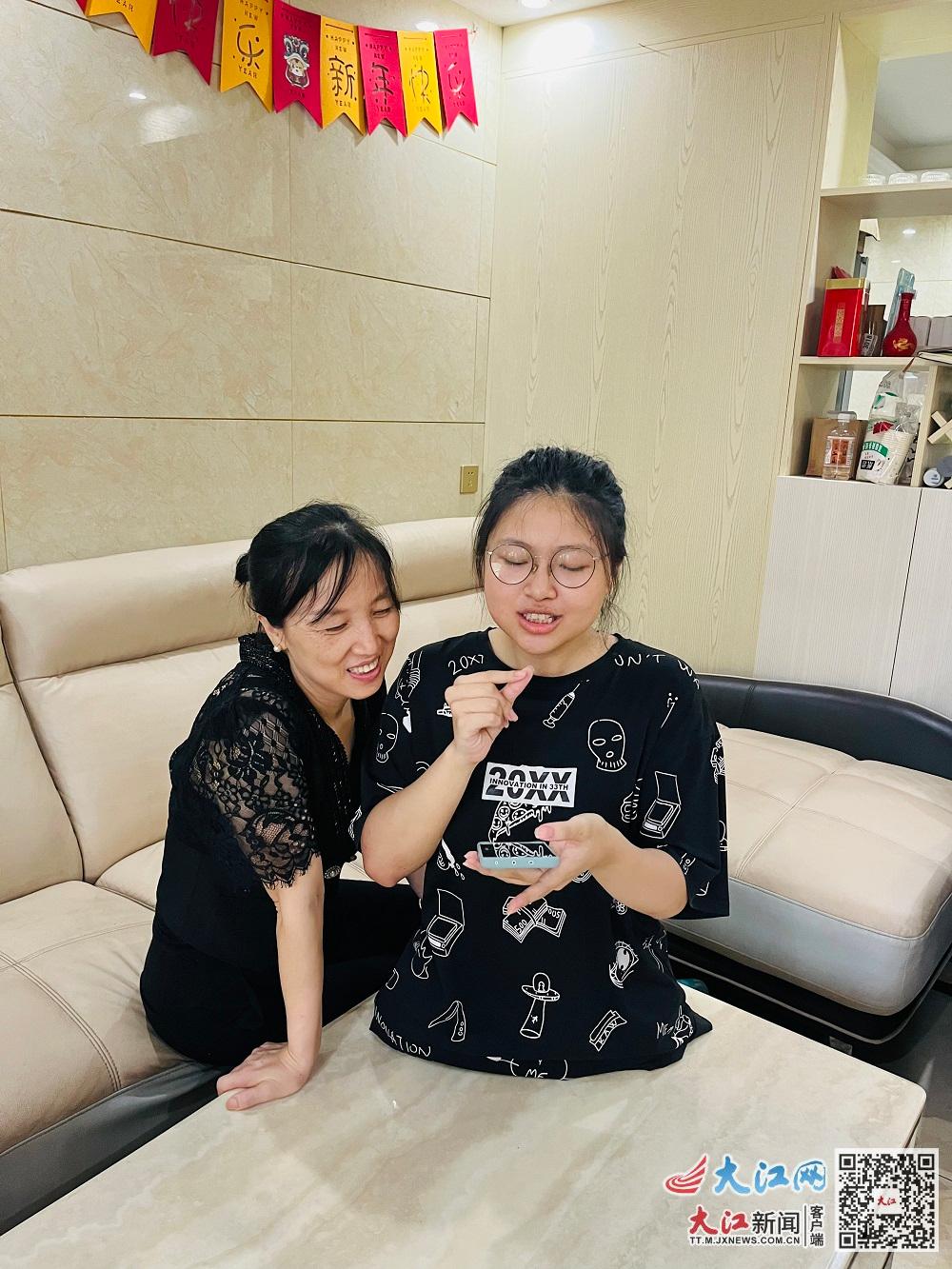 “无腿女孩”蒋张子怡：那不是软肋，是我的铠甲