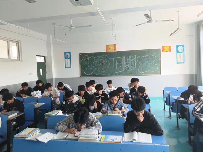 许晨阳离开北大留下三句话是什么,许晨阳离开北大的数学之美原因