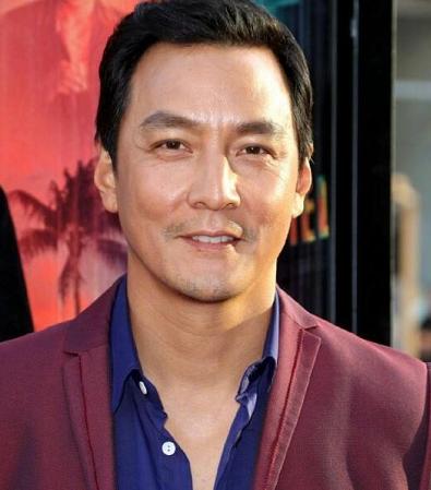 年轻时帅炸天的8位男星，中年后，有人胖快200斤，有人秃成地中海