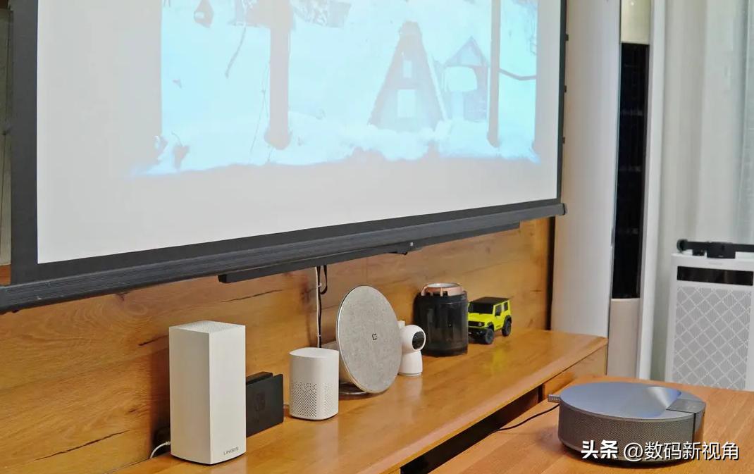 家里可以不装电视用投影仪替代吗,家里直接用投影机代替电视好吗