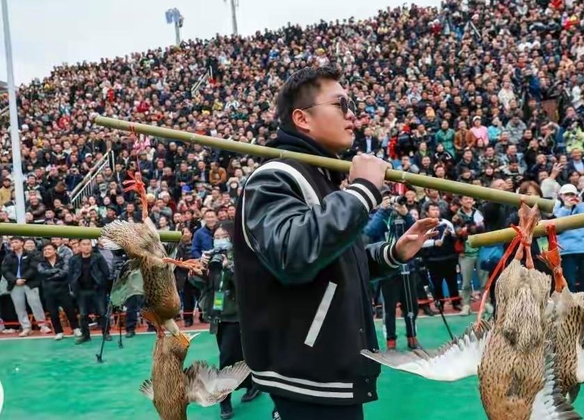 贵州凯里县际篮球比赛视频,贵州凯里舟溪镇篮球比赛