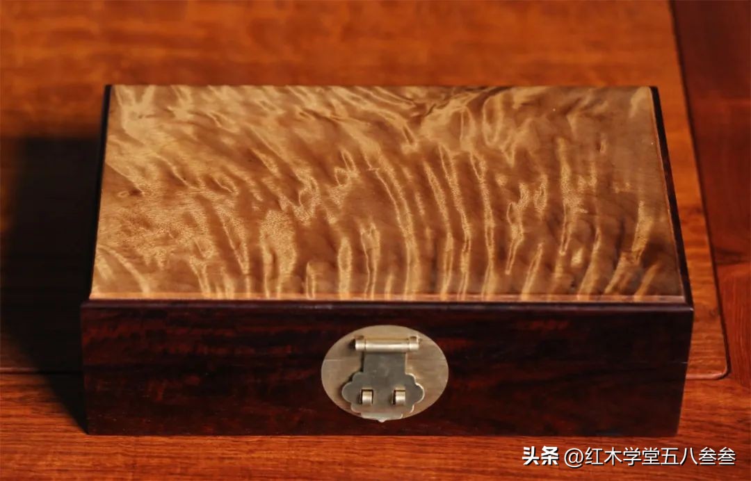 金丝楠为什么不会是国产红木,小叶桢楠金丝楠是不是红木