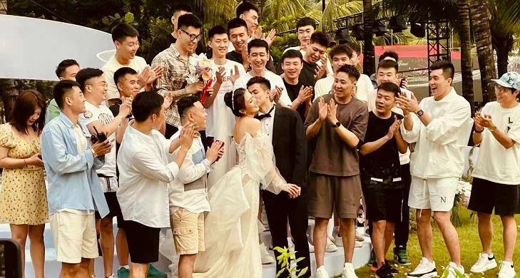 赵继伟郭艾伦甜蜜,郭艾伦回应和赵继伟关系