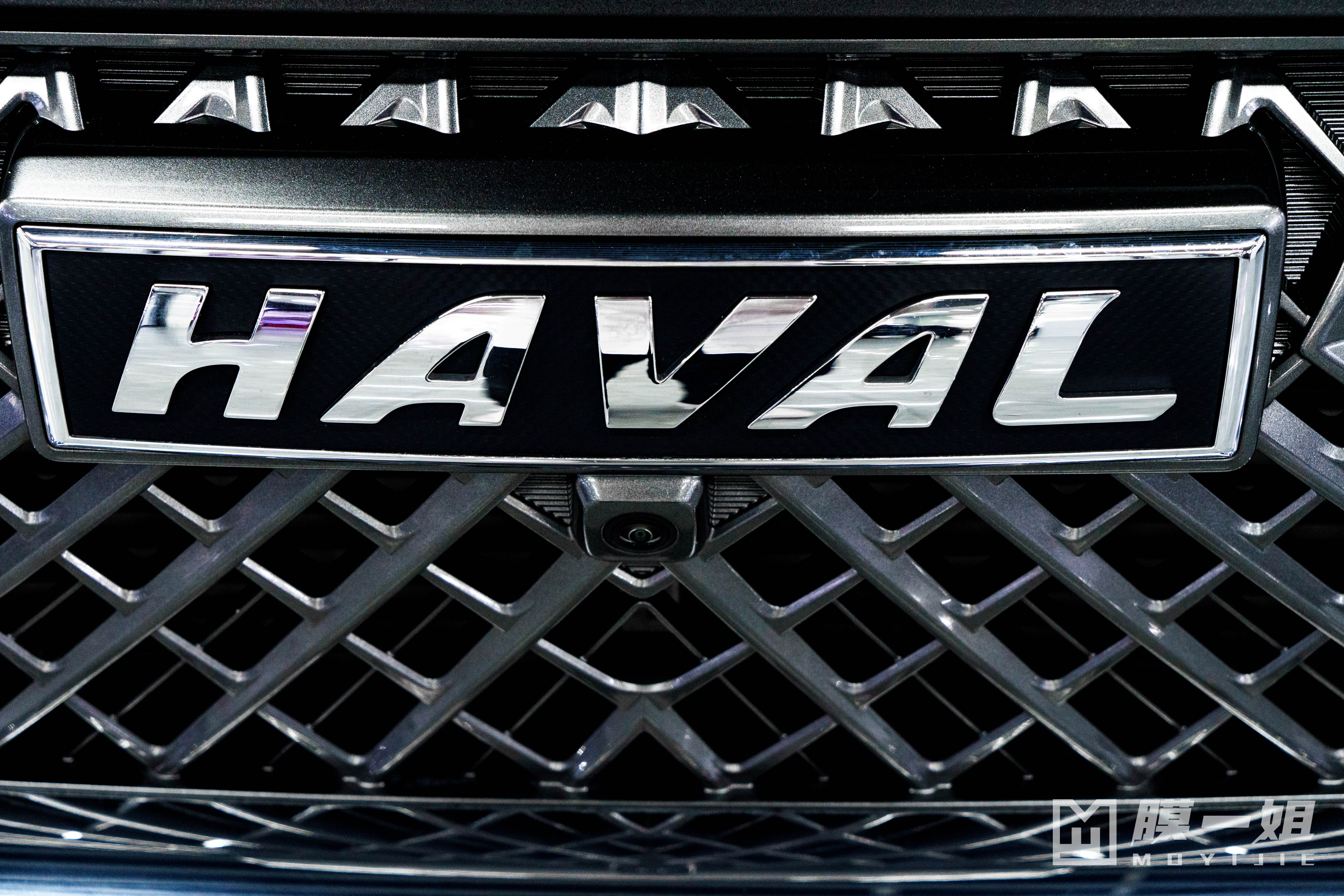 白色哈弗f7x改色膜黑白渐变,哈弗f7x黑武士改装什么颜色好看