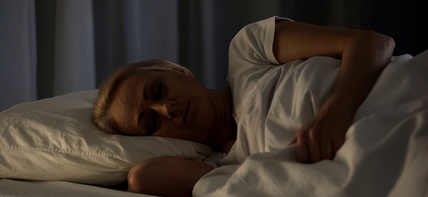 4种助睡眠食物让你一觉到天亮,五种食物安神助眠让你一觉到天亮