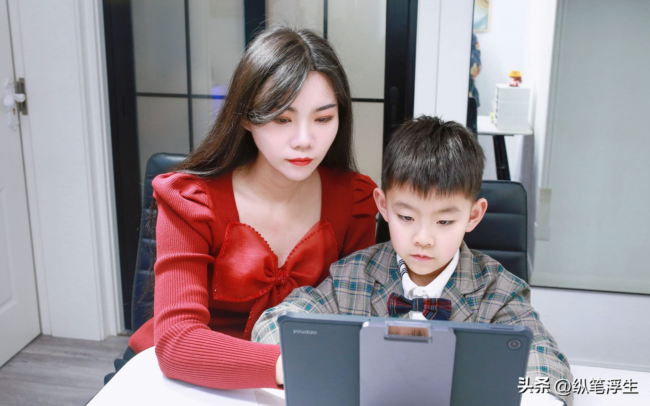 不沦为“游戏机”的学习机是不是家长的好帮手？有道AI学习机X10