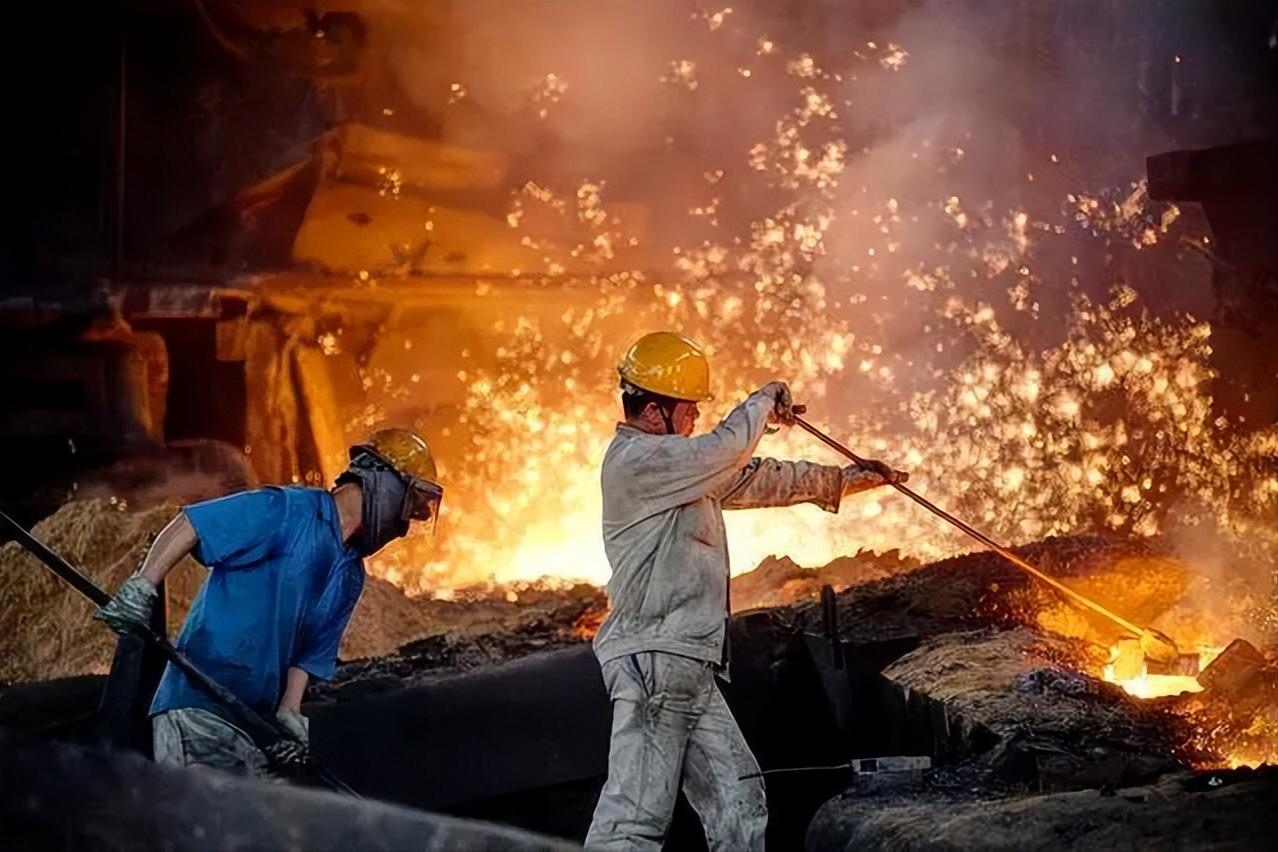 中国为何花重金购买铁矿石,铁矿石很贵为啥不用废钢