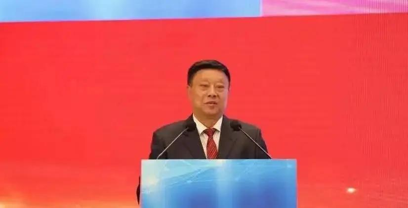 *票开**难、“税收洼地”引发系列问题，废钢行业税收难题如何*局破**？