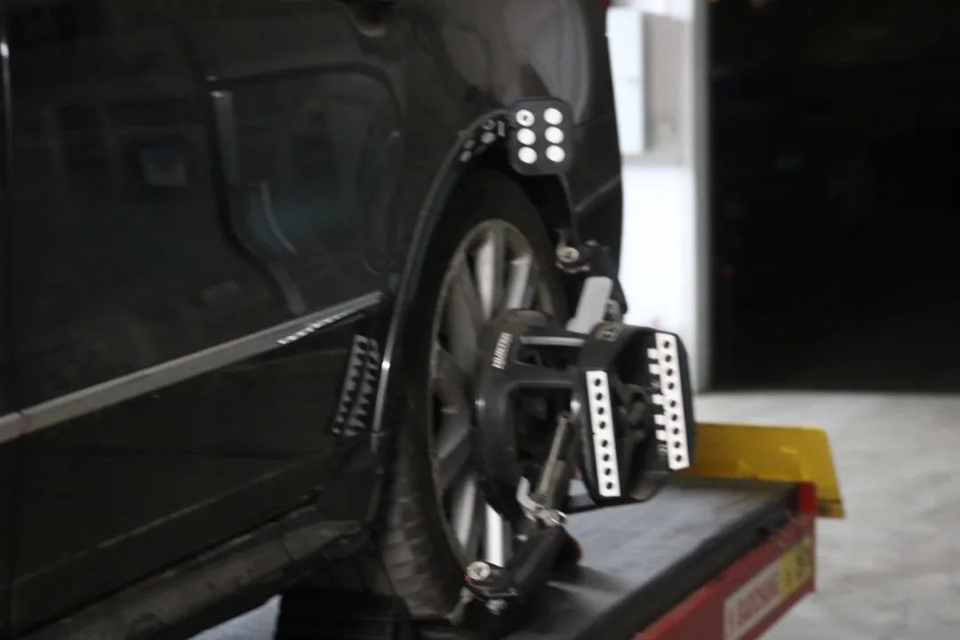 r36翻新改造全过程,大众r36这么老的车怎么还卖这么贵