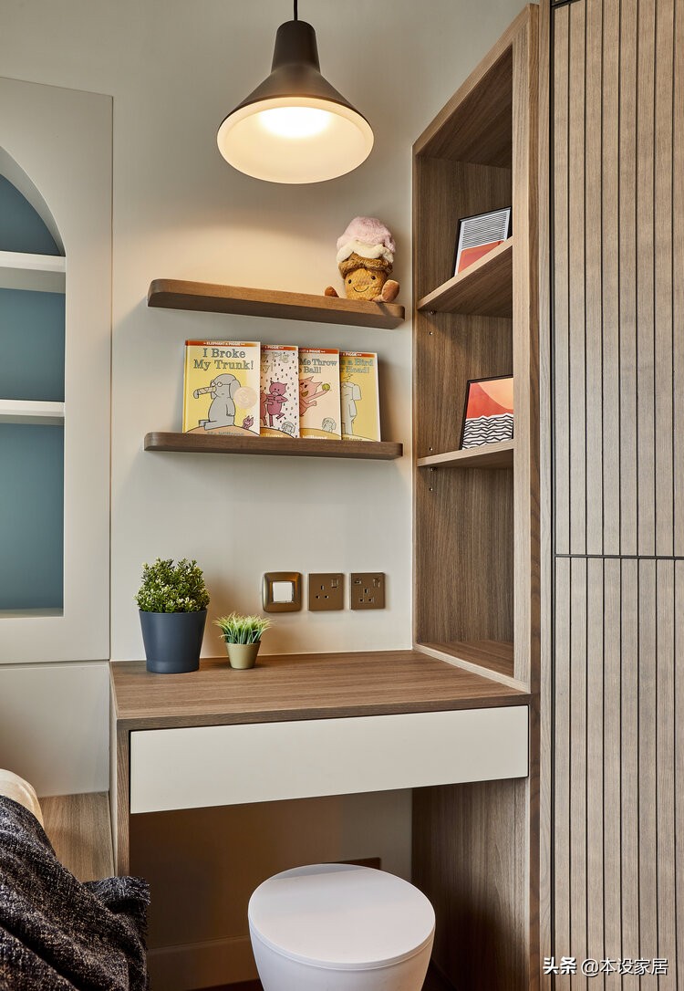 香港不愧是装修界领头羊：看完这套77㎡小宅被彻底治愈了，超温馨