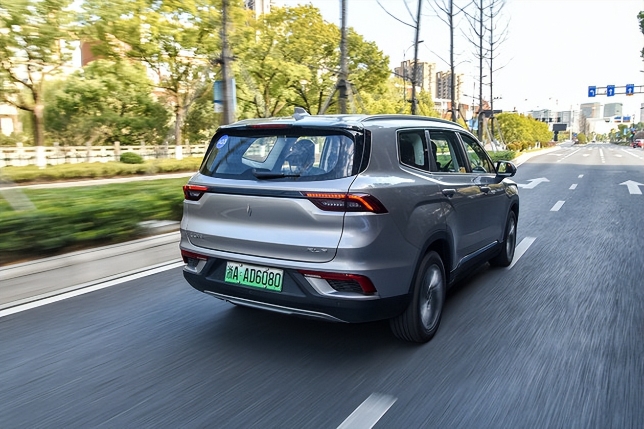 全尺寸纯电“真香”SUV试驾体验换电先锋睿蓝9