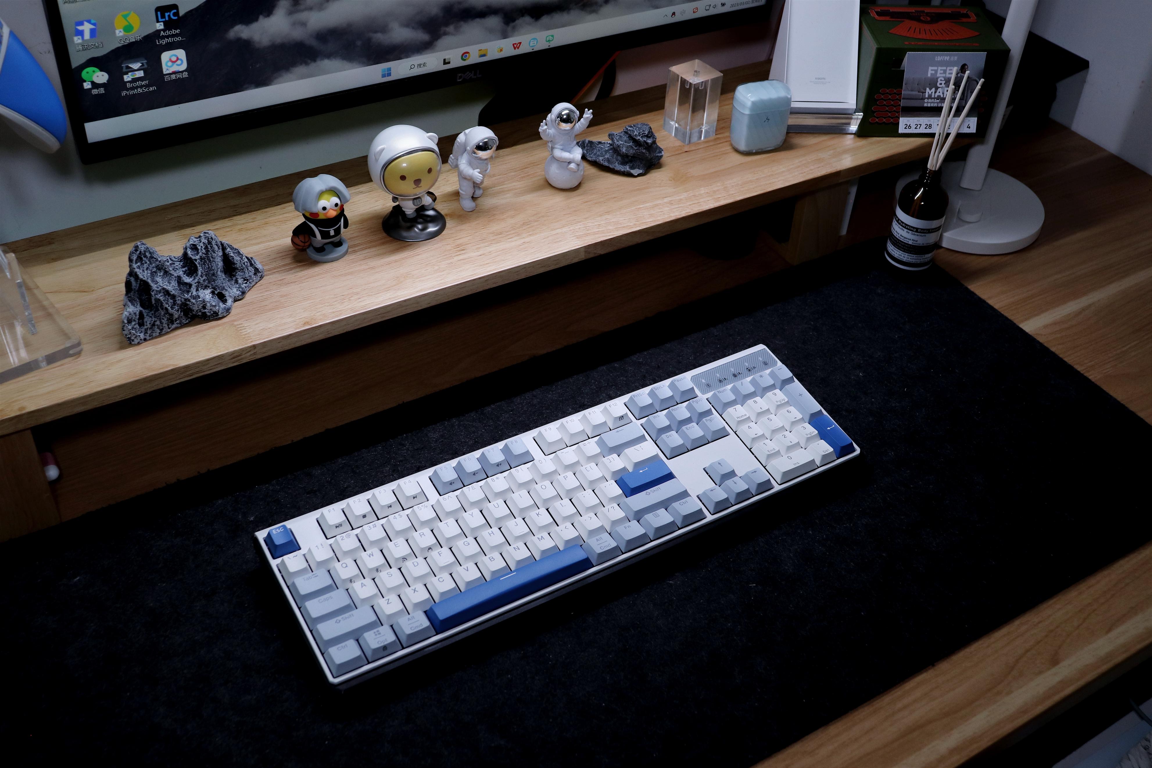 杜伽白泽机械键盘评测,杜伽K610W无线机械键盘