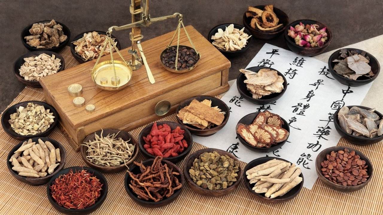 考古挖古墓挖出来自己的先人,考古学家挖古墓发现是自己家祖坟