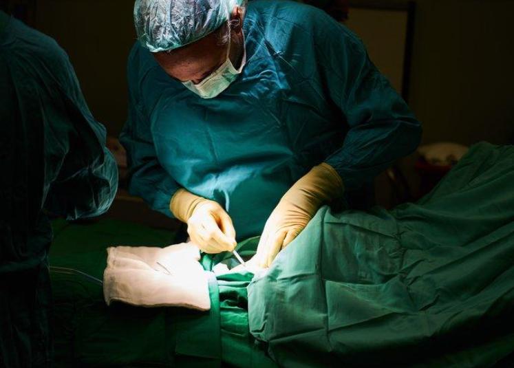 手术室里的“尴尬”事：医生不能穿*裤内**？患者必须全裸？涨知识了