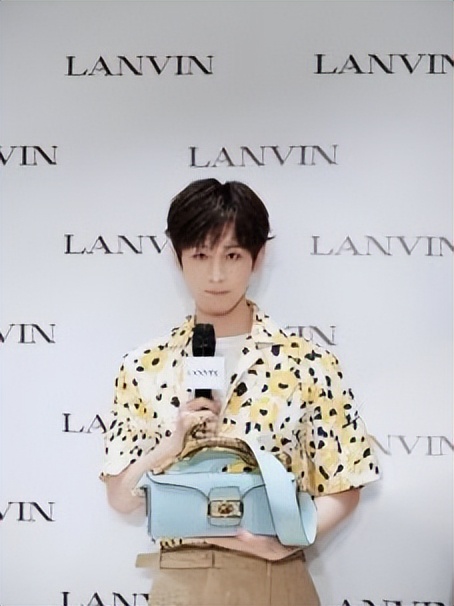 LANVIN南京德基广场精品店邀您共赴「与爱之约」