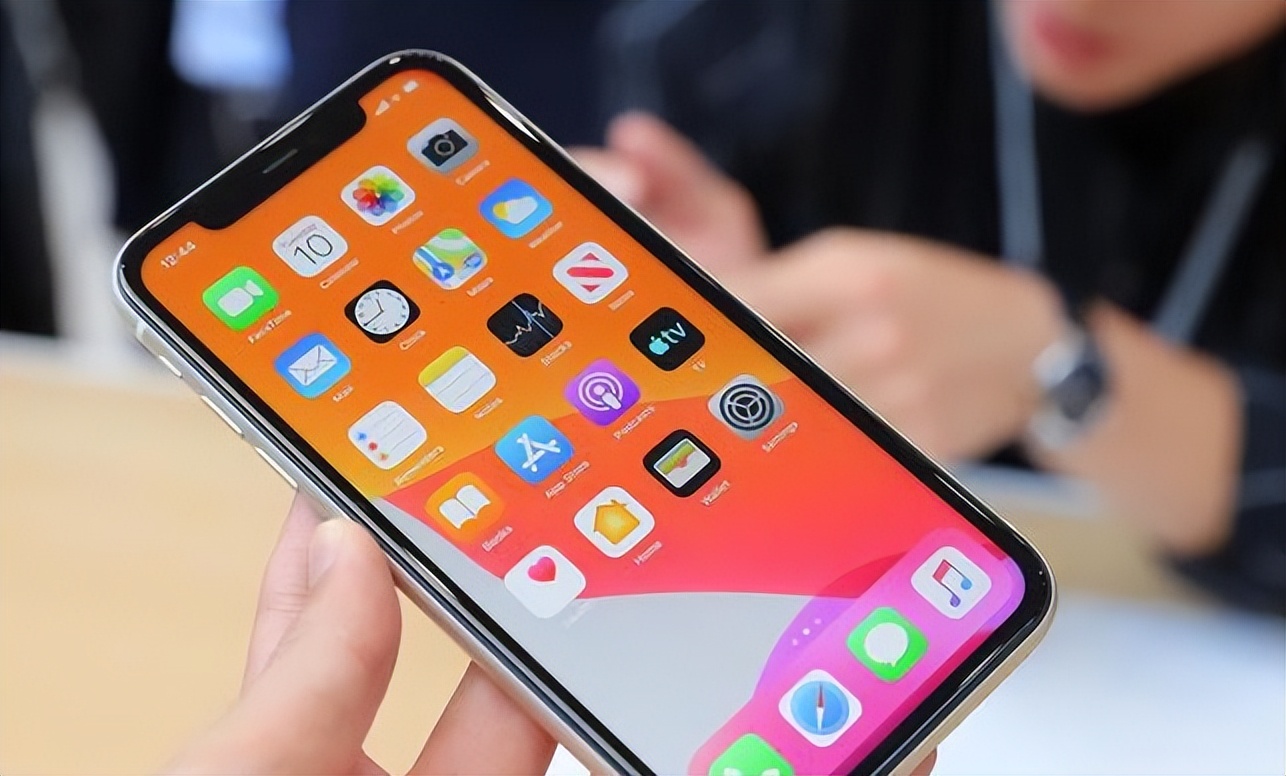 苹果11手机卡死关不了机屏幕不动,苹果11卡住不动也关不了机怎么办