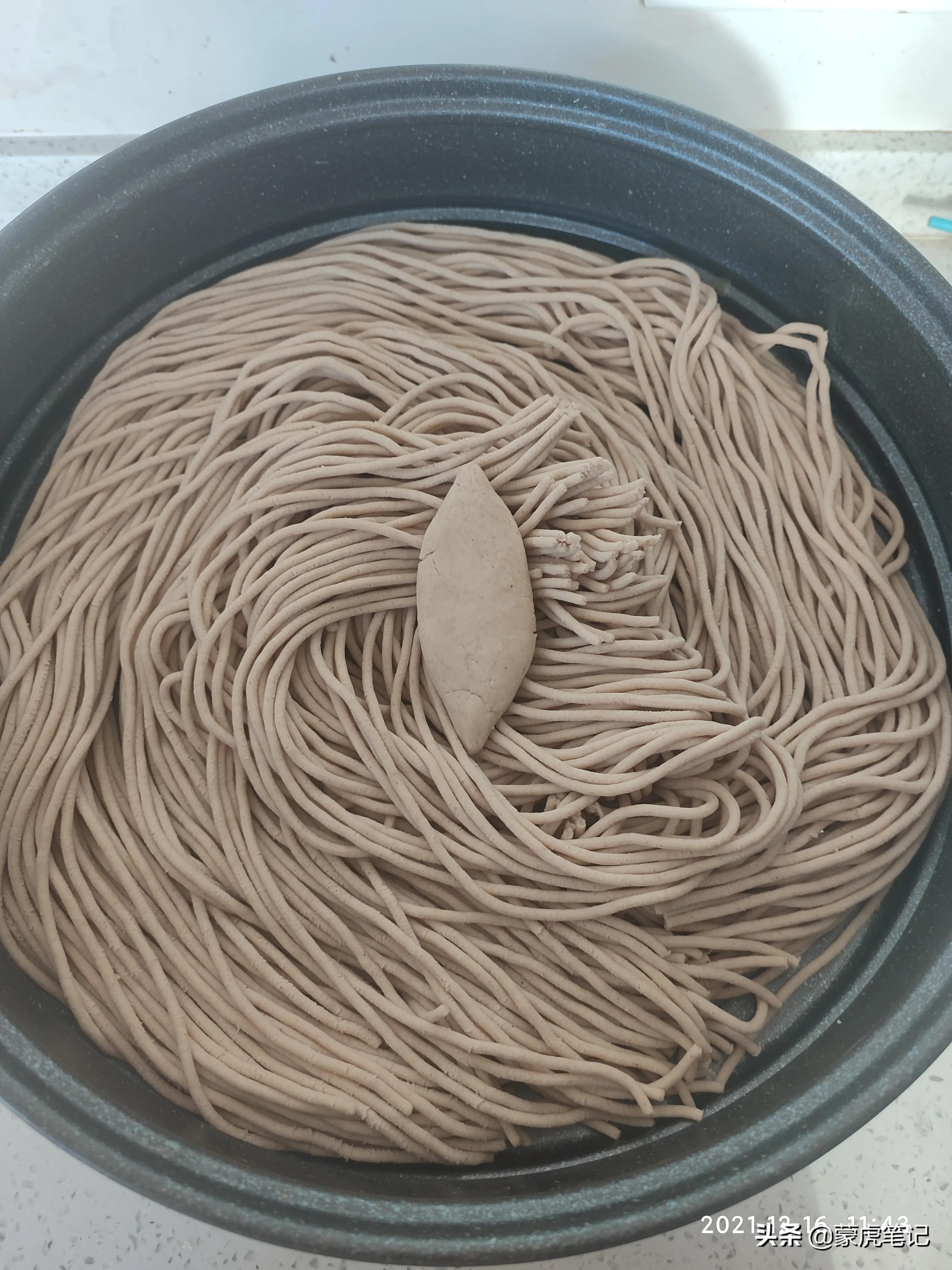 莜面蒸饺家常做法,莜面土豆家常做法