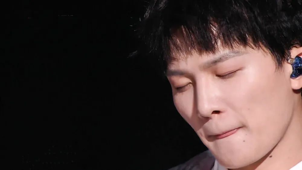 周深从2014到2021唱过的歌,从留守儿童到留守老人