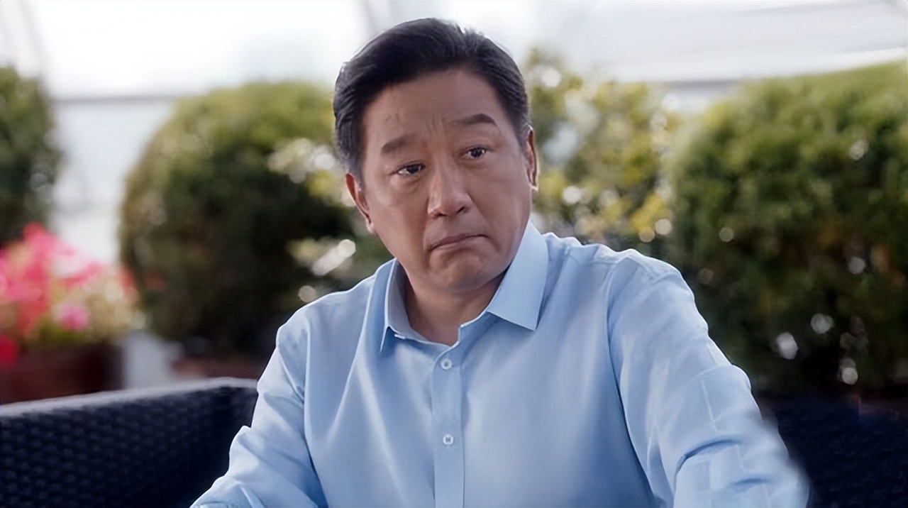 丁勇岱演夫妻,丁勇岱与妻子孩子近照