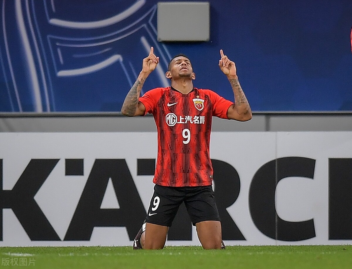 上港10号王牌确认离队！未来几周内将宣布新东家，曾被寄予厚望