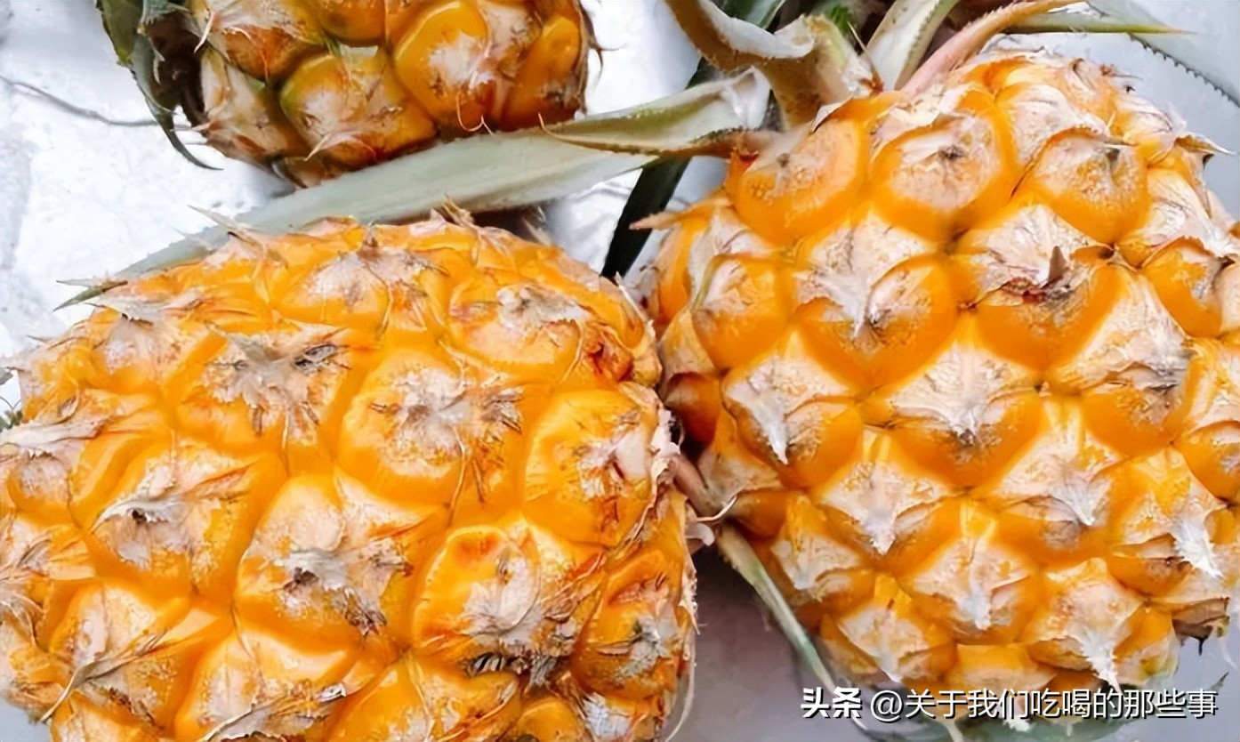 菠萝从外表看过去哪样的最甜不烂,菠萝看里面甜不甜