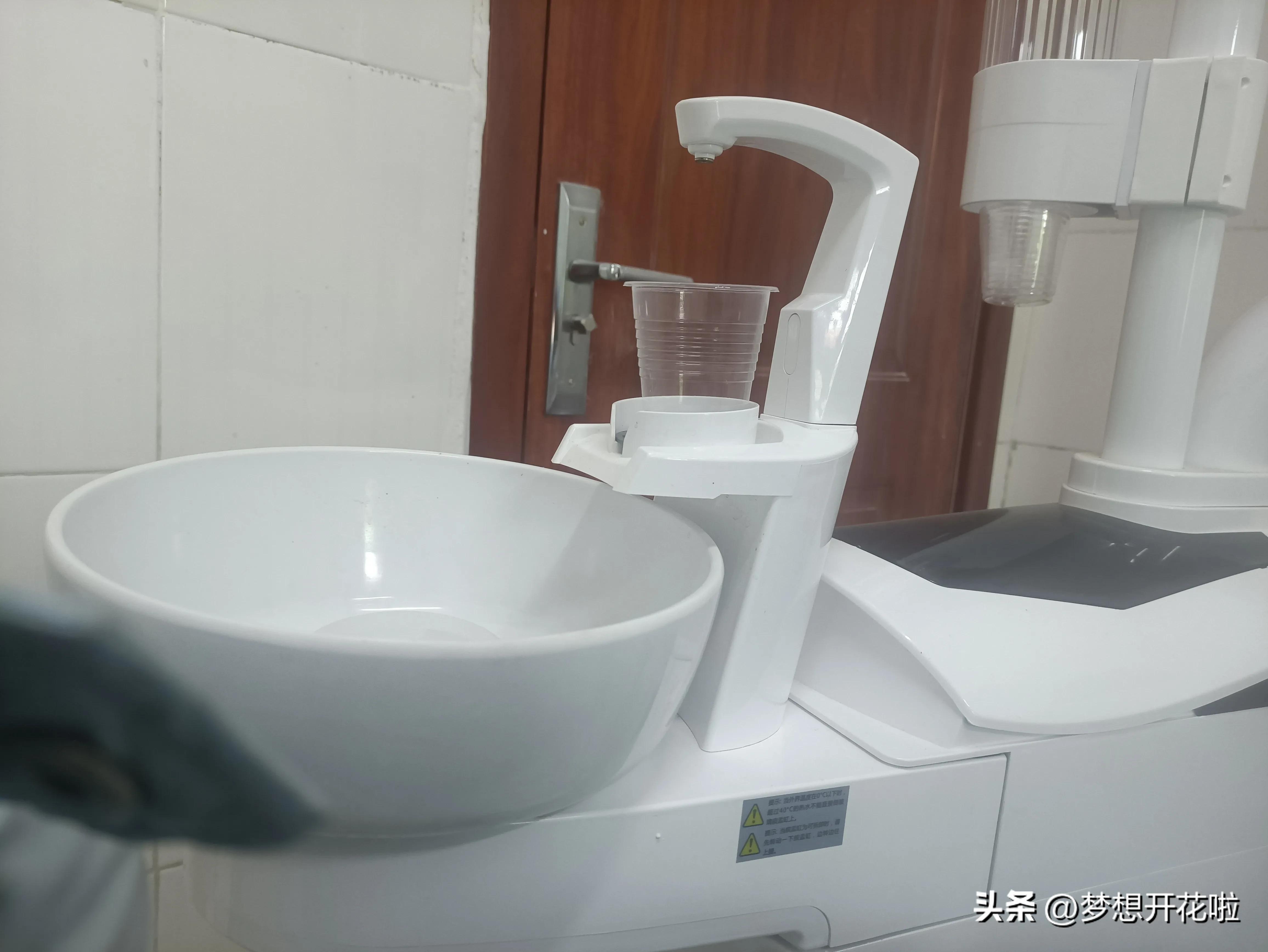 掉了一颗门牙怎么镶合适,门牙下面的牙掉了怎么镶