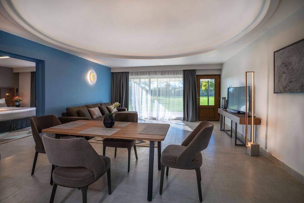 龙年新春闹沙迦，免签畅玩，行程全是精华！