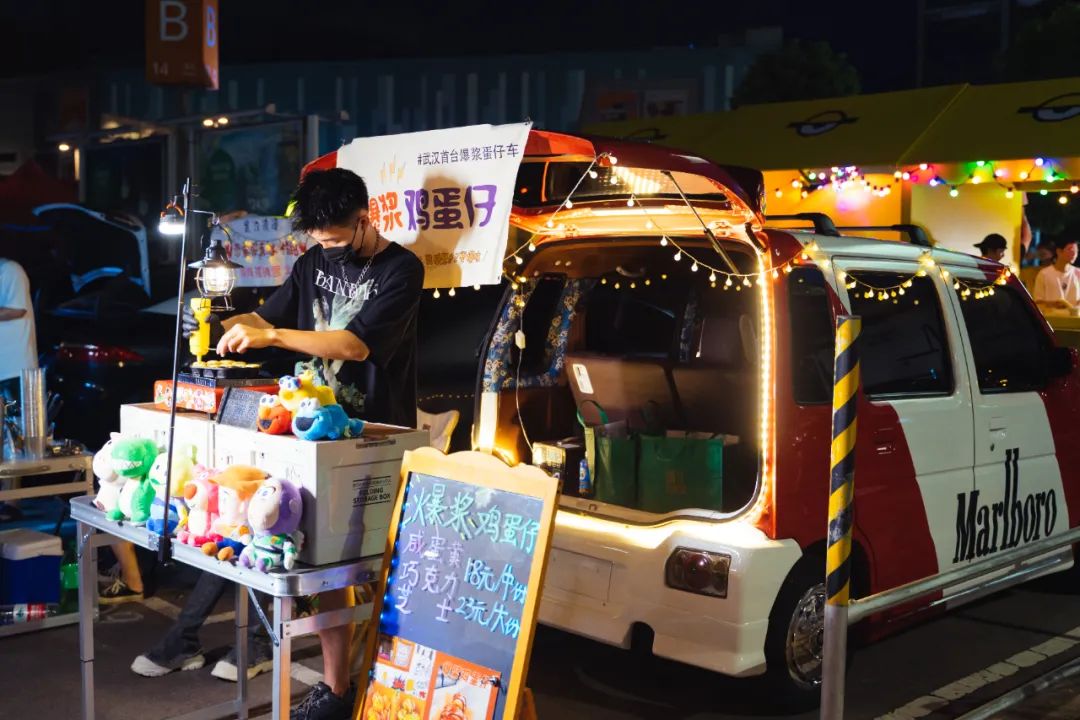 摆摊日入两千,摆摊日入一两千