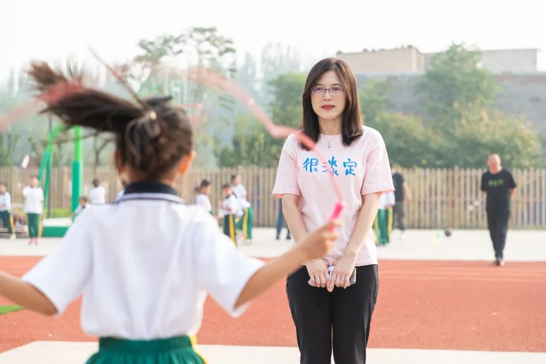 喜迎二十大奋进新征程大学,首都师范大学育新学校房山分校