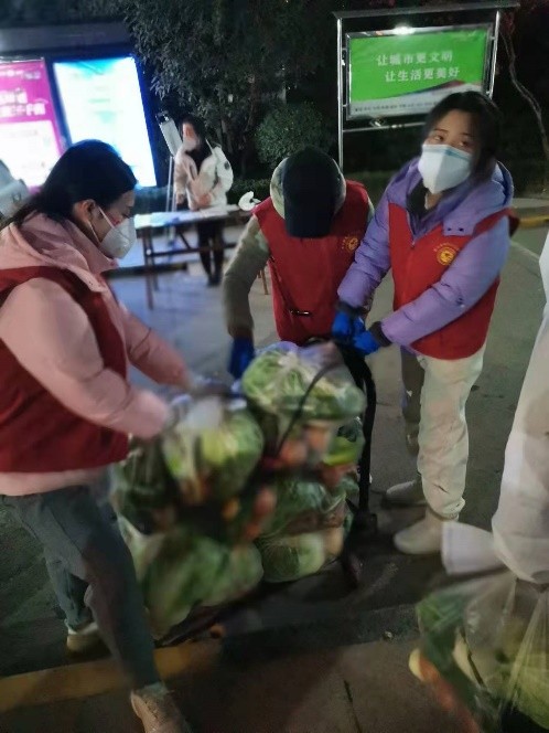 抗击疫情社区一线工作者,坚守在西安疫情防控一线