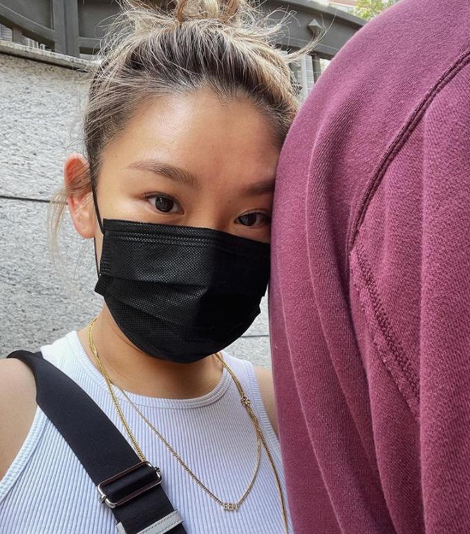 郑欣宜被曝抑郁症后露面,郑欣宜消失三个月首露面