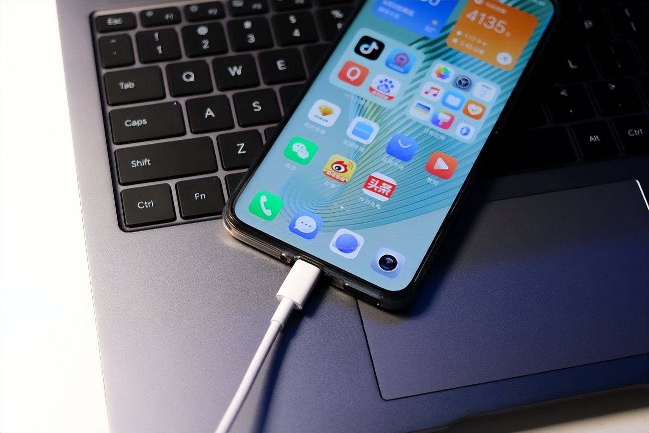 荣耀magicbook14轻薄办公体验,轻薄笔记本推荐荣耀magicbook14