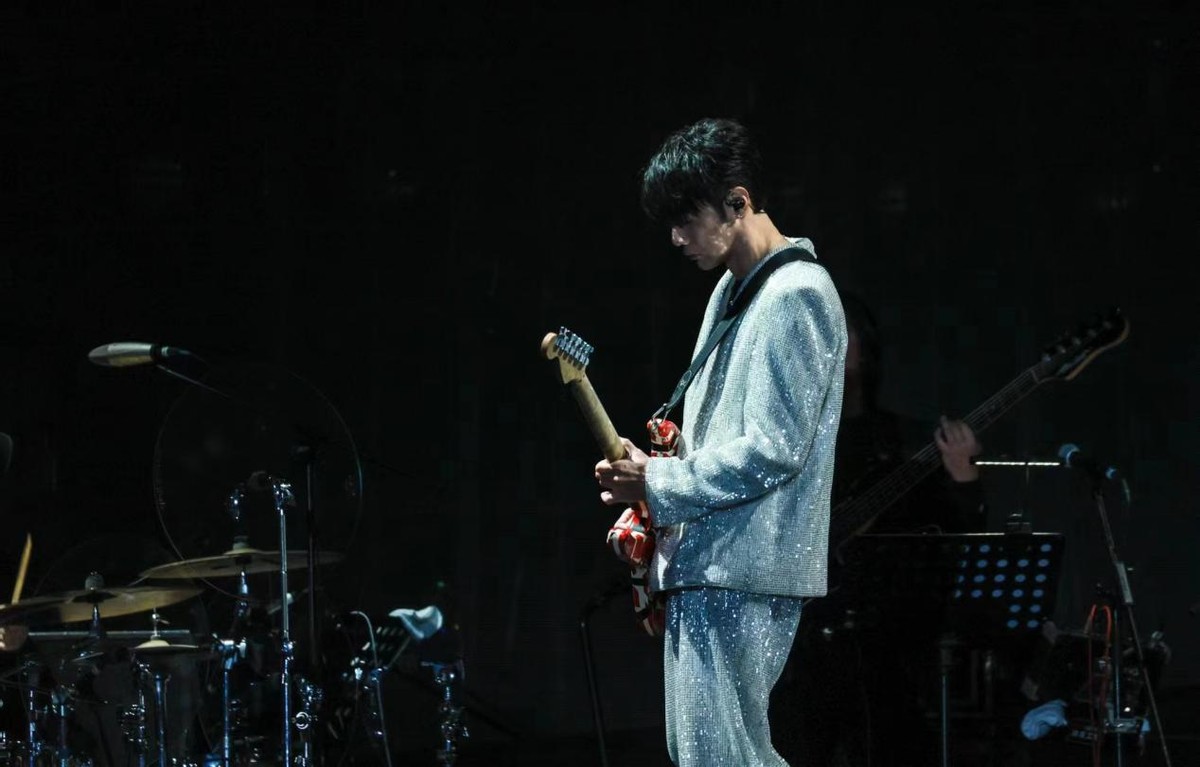 李荣浩纵横四海巡演成都,李荣浩纵横四海巡演大连站