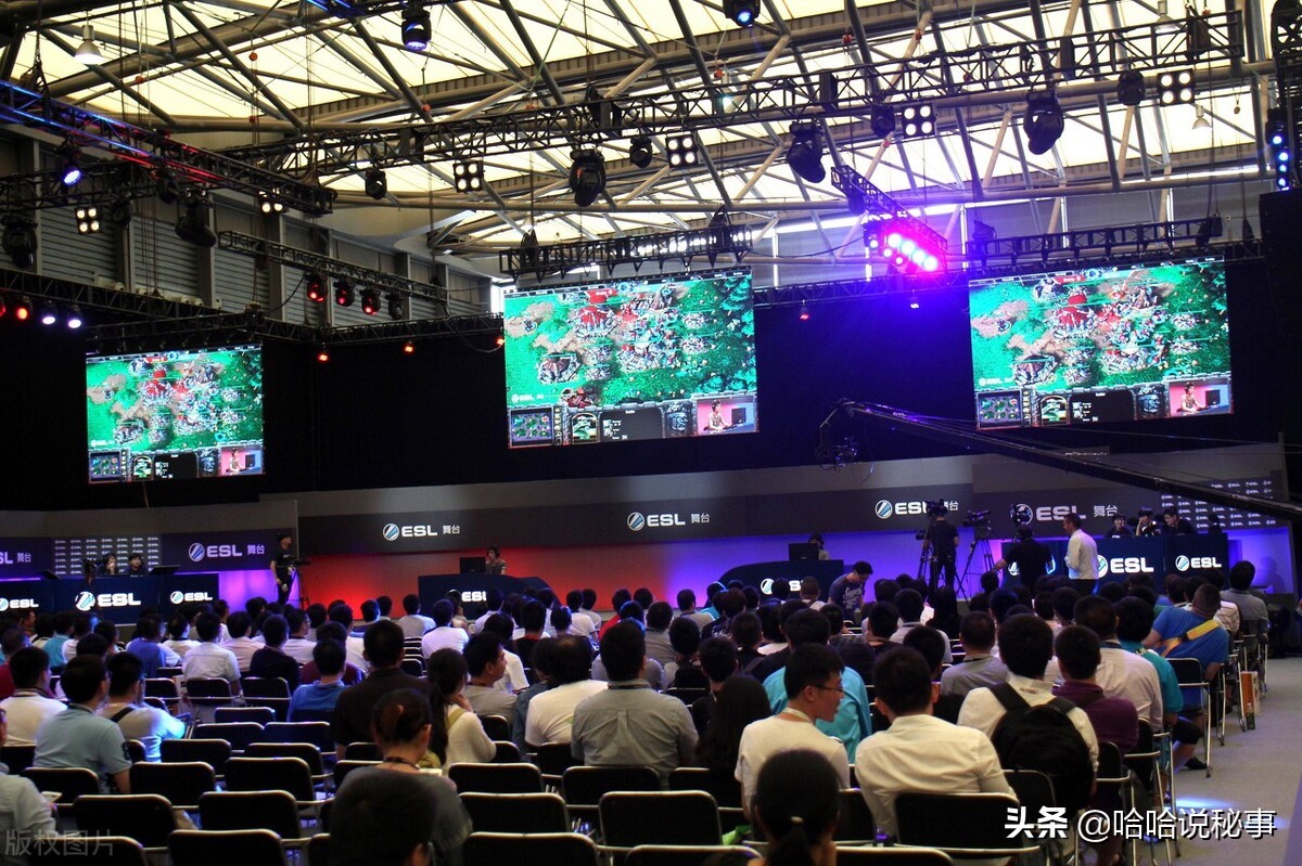 长沙单立柱广告牌效果图,长沙的广告牌什么时候出现