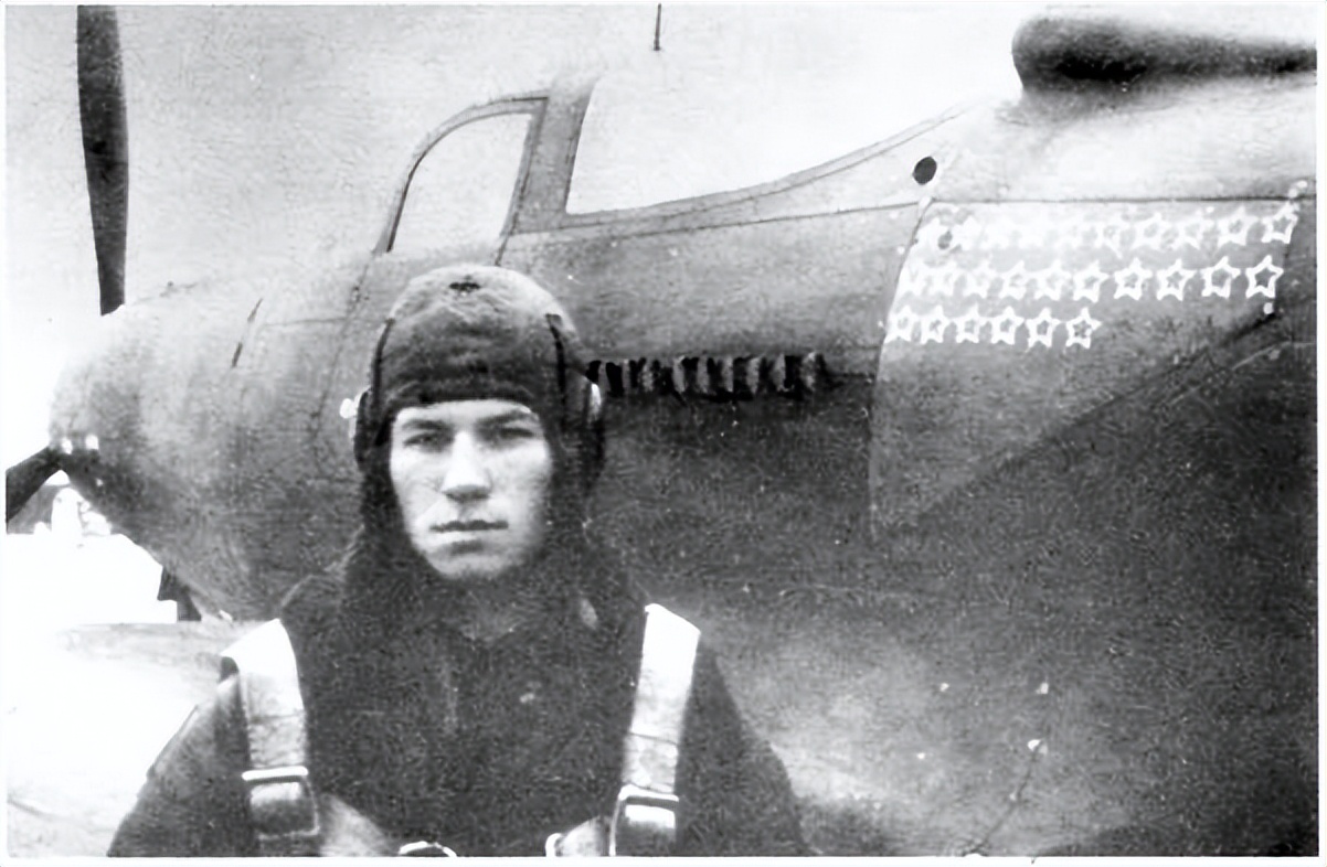 俄罗斯战机眼镜蛇机动,f22战斗机眼镜蛇