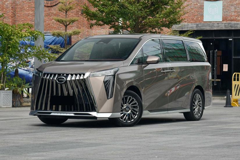 梦想家mpv跟传祺m8,梦想家对比传祺m8