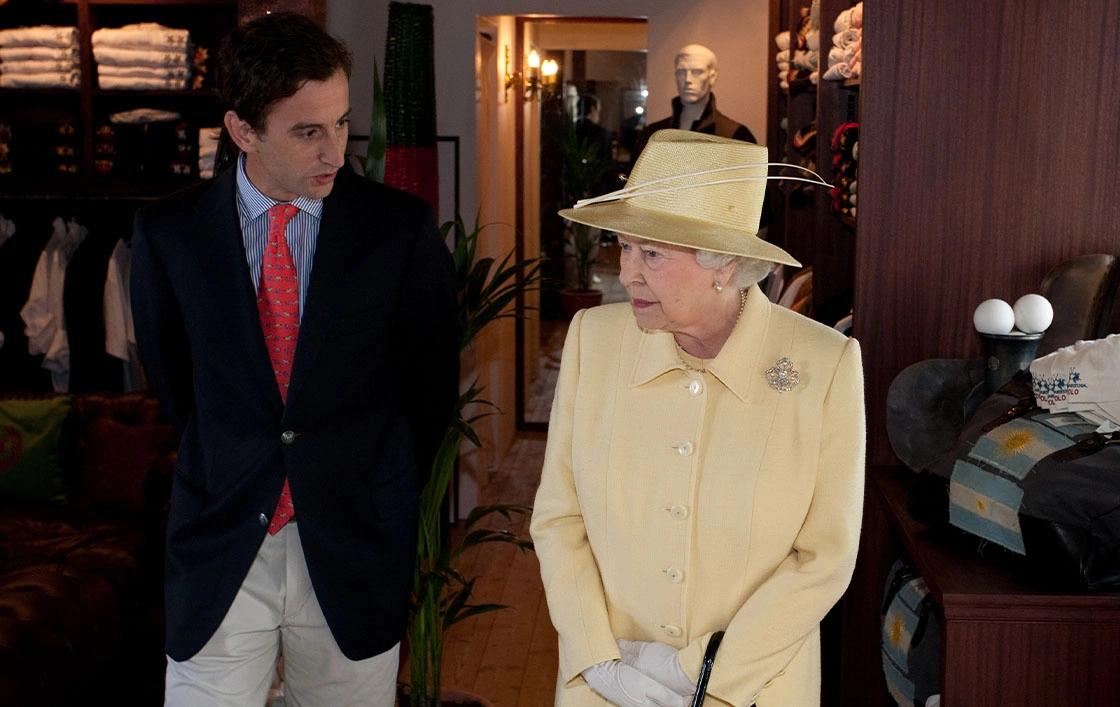 鎵撻┈鐞冪殑琛ｆ湇濂緢鍝佺墝,椹悆楂樼鍝佺墝