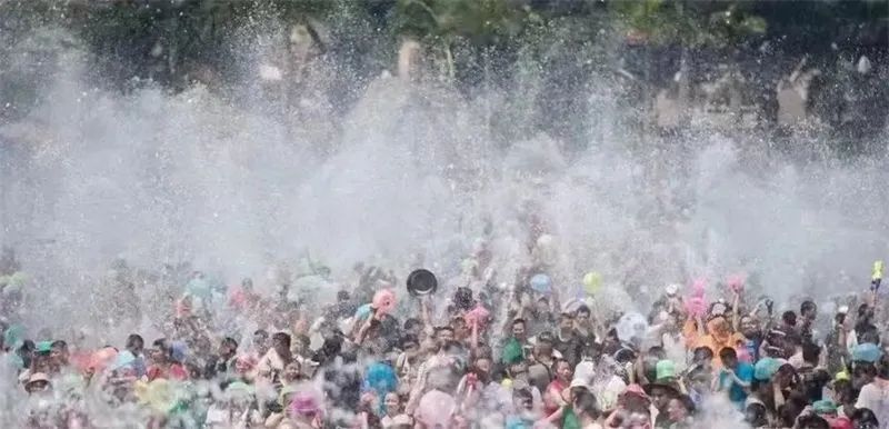 云南四月各地泼水节狂欢全攻略,2023年什么时候开始过泼水节
